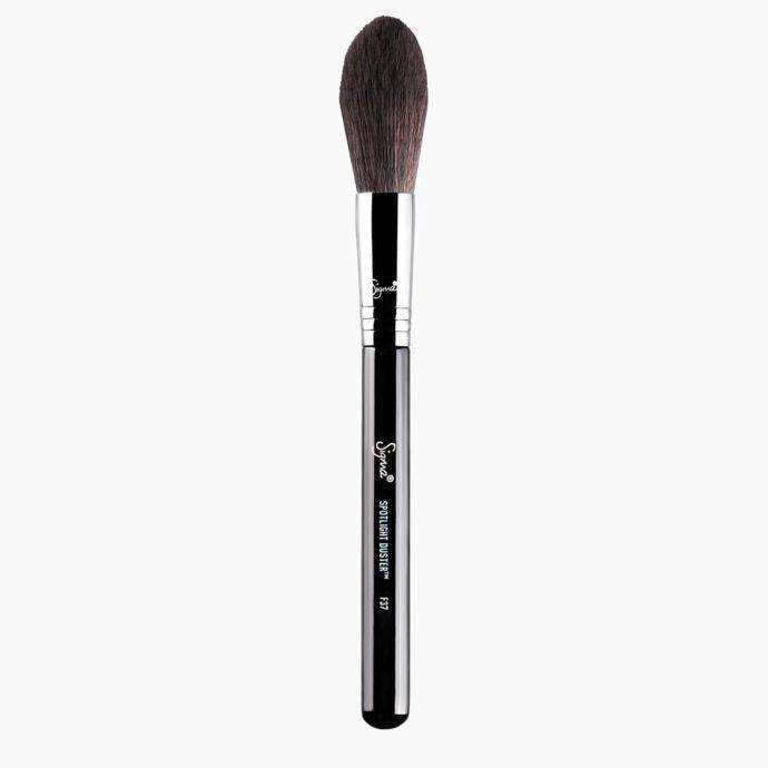Sigma® Beauty F37 Spotlight Duster™ Brush at Socialite Beauty Canada