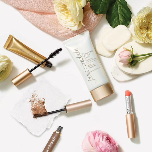 Get Long Lashes With These 4 Jane Iredale Mascaras!