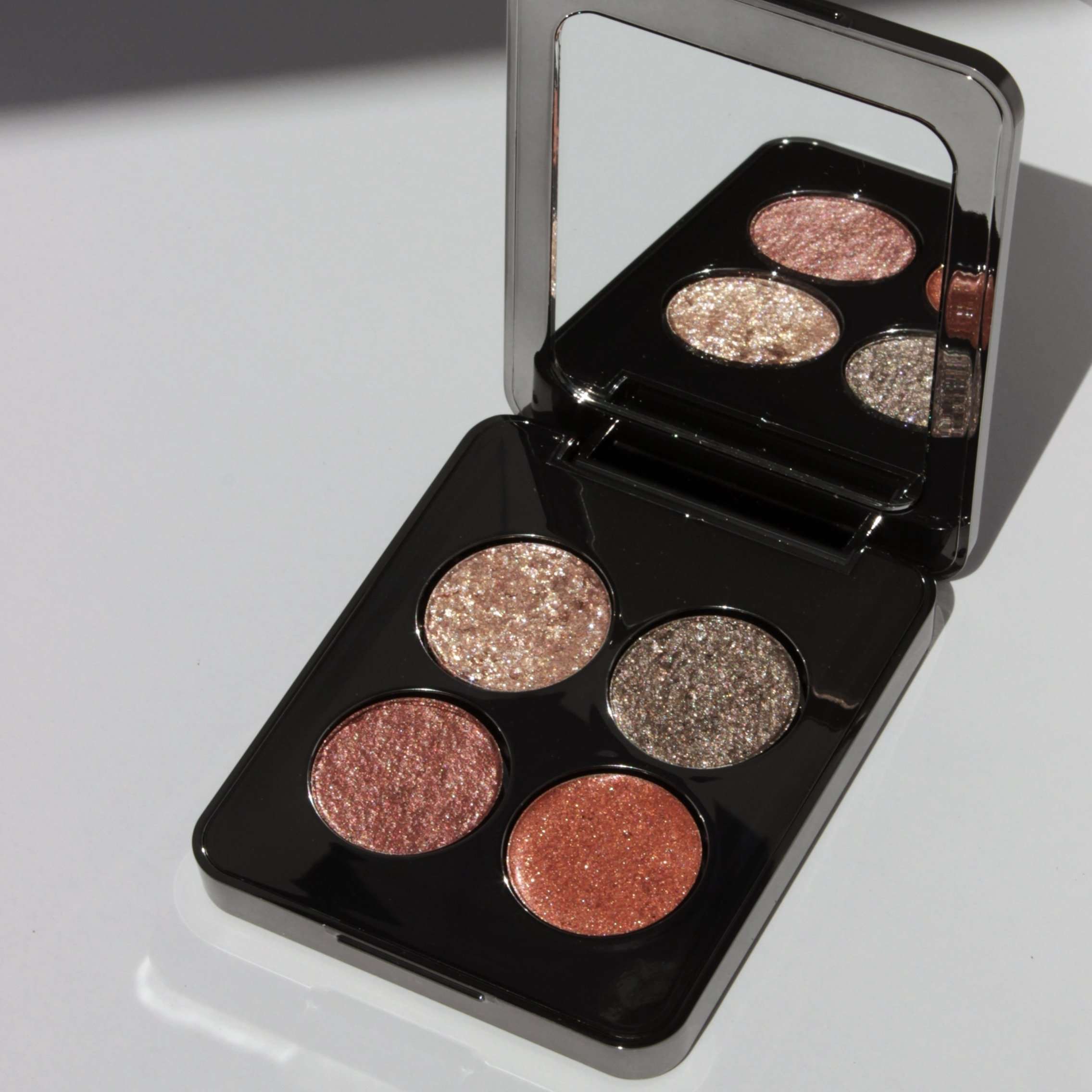 RÓEN Beauty 11:11 Eye Shadow Palette at Socialite Beauty Canada