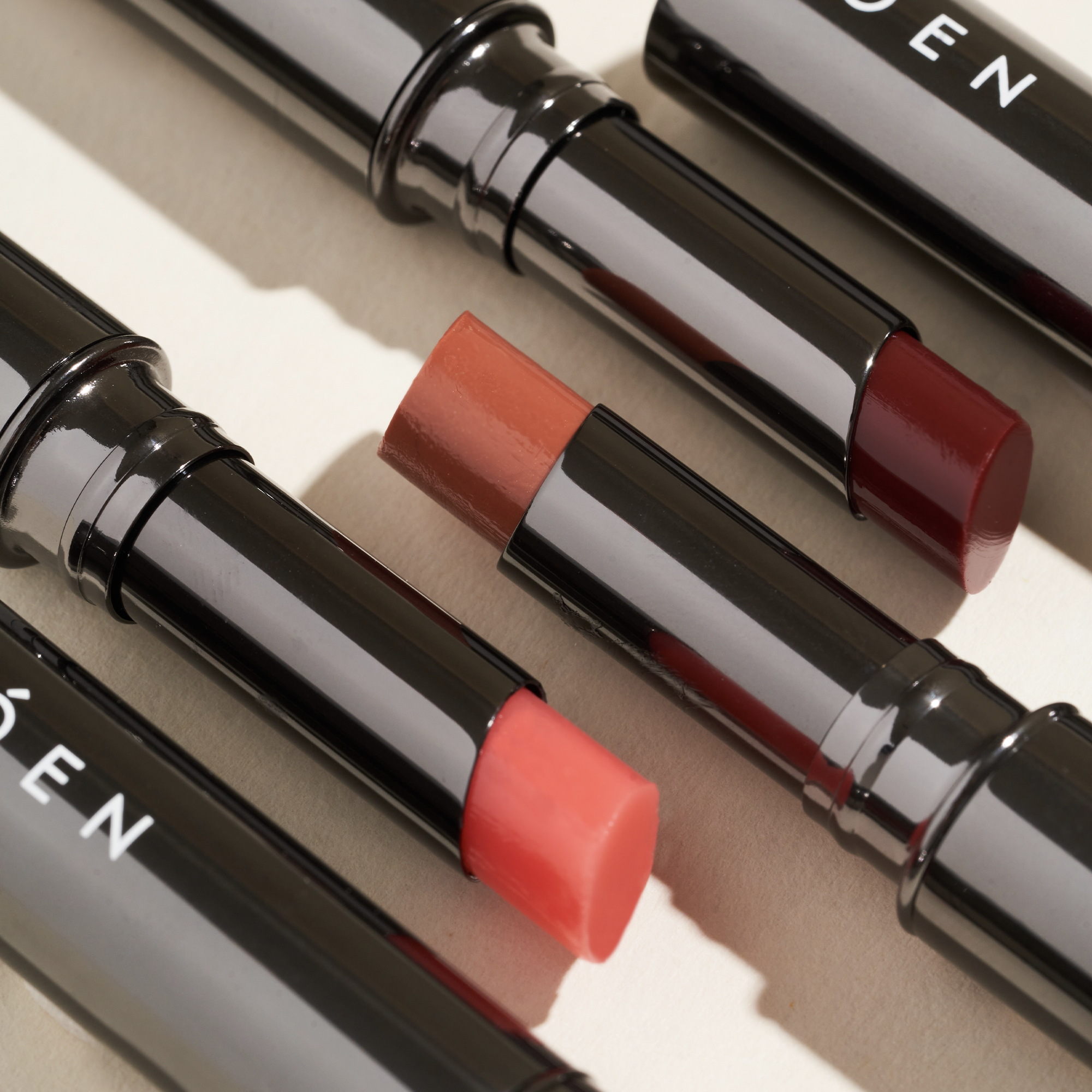 The Elixir Tinted Lip-Oil Balm by RÓEN Beauty in Canada at Socialite Beauty.