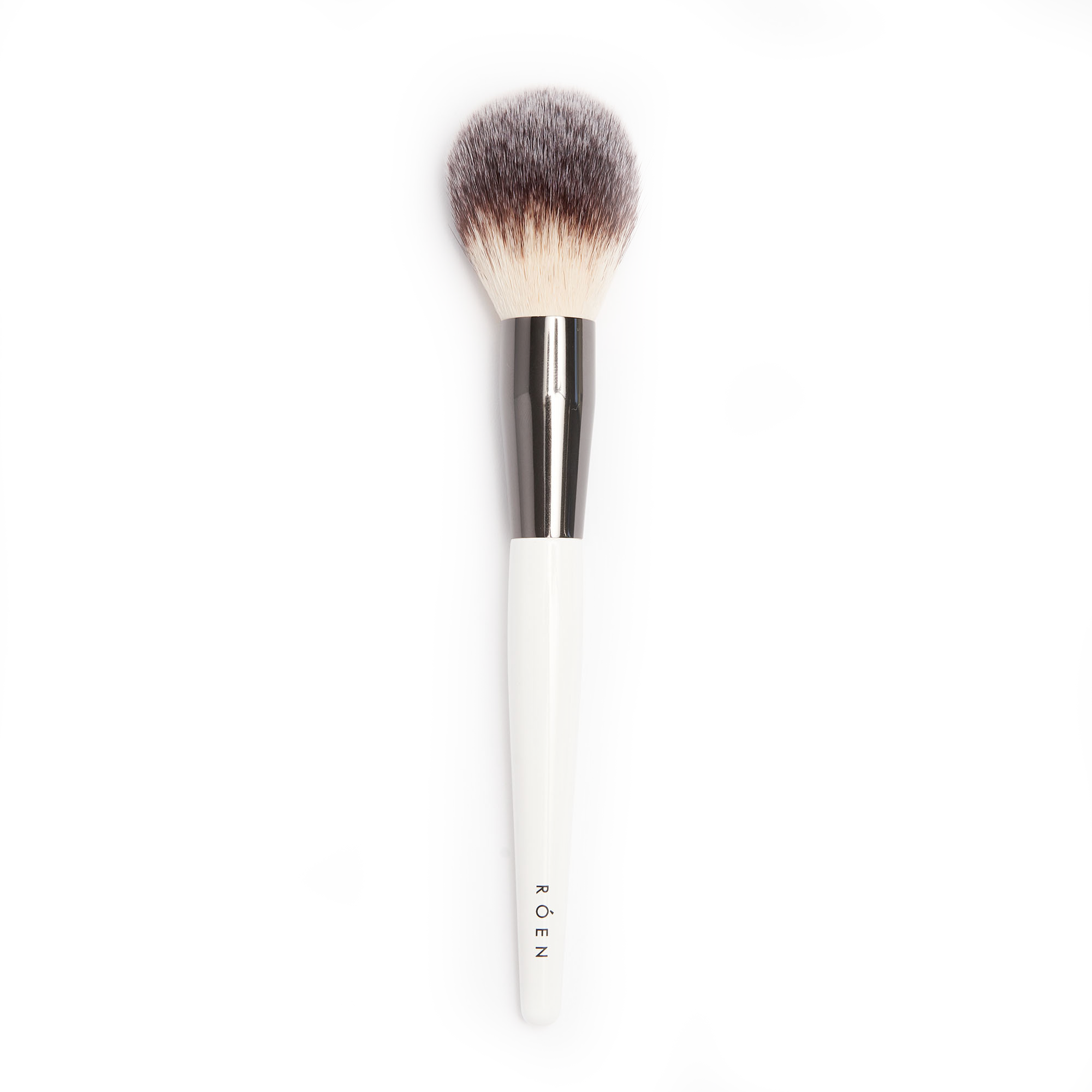 RÓEN Beauty Everything Powder Brush at Socialite Beauty Canada