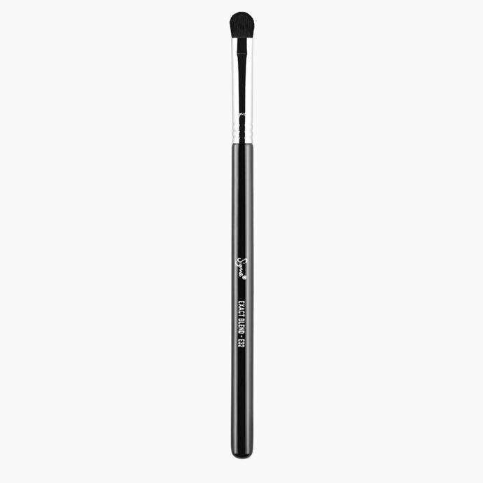 Sigma® Beauty E32 Exact Blend™ Brush at Socialite Beauty Canada