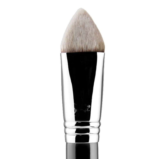 Sigma® Beauty 4DHD™ Kabuki Brush at Socialite Beauty Canada