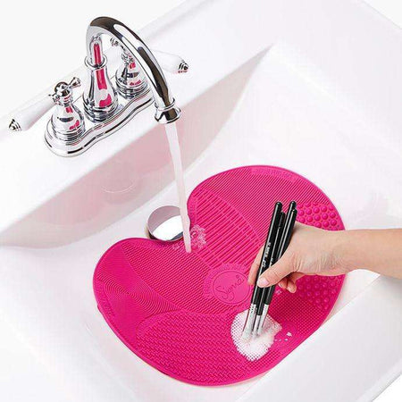 Sigma® Beauty Sigma Spa® Brush Cleaning Mat at Socialite Beauty Canada